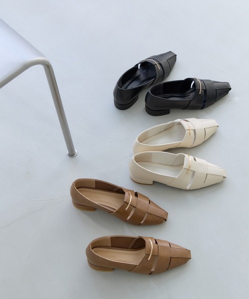 Juze（ジュゼ）の「グルカフラットシューズ（パンプス・レディース・ブラウン系その他3/ブラック/キナリ・L/M/S）」の14枚目の写真