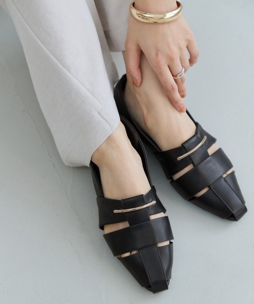 Juze（ジュゼ）の「グルカフラットシューズ（パンプス・レディース・ブラウン系その他3/ブラック/キナリ・L/M/S）」の10枚目の写真