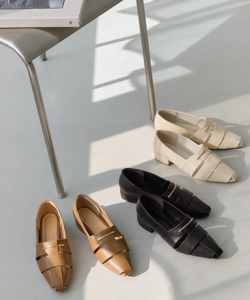 Juze（ジュゼ）の「グルカフラットシューズ（パンプス・レディース・ブラウン系その他3/ブラック/キナリ・L/M/S）」の16枚目の写真