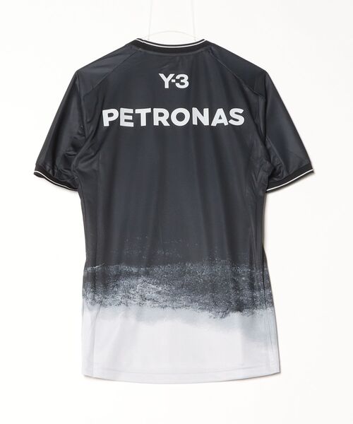 Y-3（ワイスリー）の「Y-3 MERCEDES - AMG PETRONAS FORMULA 1 TEAM MECHANICS SHORT SLEEVE JERSEY（Tシャツ/カットソー・メンズ・ブラック・X-SMALL/SMALL/MEDIUM/X-LARGE/XX-SMALL/LARGE/XX-LARGE）」の8枚目の写真