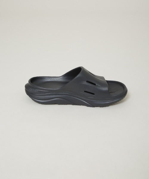 HOKA(ホカ)の「HOKA/U ORA RECOVERY SLIDE 3(サンダル・メンズ・ブラック・26/27/28)」の3枚目の写真