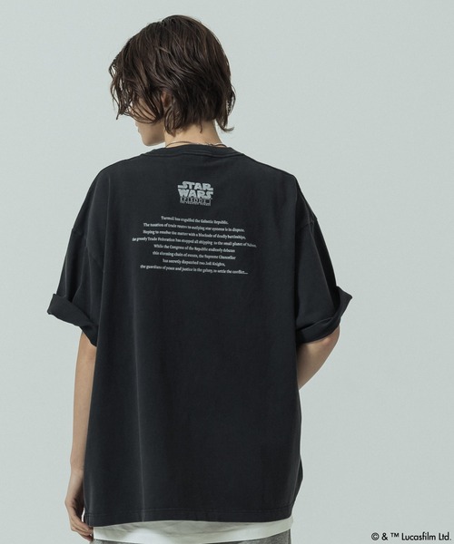 SLICK（スリック）の「【SLICK/スリック】SLICK / STAR WARS / Printed T-shirt 04/スターウォーズ / パウダー加工プリントTシャツ /オーバーサイズ シルエット/ ビンテージ / ディズニー（Tシャツ/カットソー・メンズ・ホワイト/ブラック・3/2/1）」の5枚目の写真