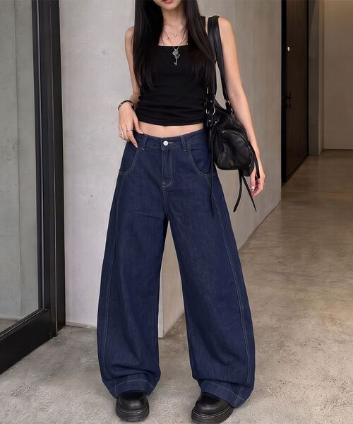 ARTISTWEAR（アーティストウェア）の「[ATW] サークルカーブデニムワイドパンツ（デニムパンツ・レディース・ネイビー・S/M/L/XL）」の2枚目の写真
