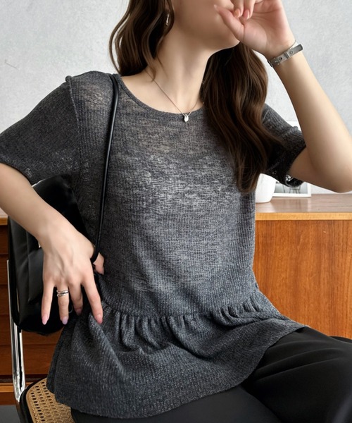 Eclat one(エクラワン)の「【Eclat one】スラブ 天竺 半袖 ペプラム カットソー ブラウス ◎(Tシャツ/カットソー・レディース・チャコール/ブラック/グレイッシュベージュ・M)」の4枚目の写真