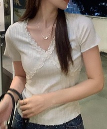 VネックフリルＴシャツ