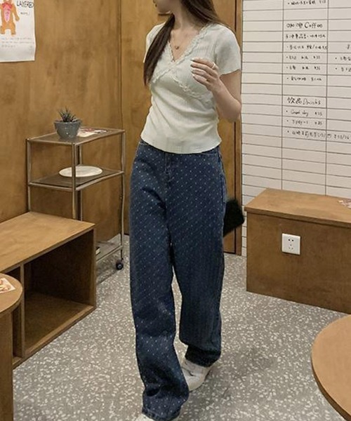 Girly Doll(ガーリードール)の「VネックフリルTシャツ(Tシャツ/カットソー・レディース・ホワイト/ブラック/グレー・F)」の8枚目の写真