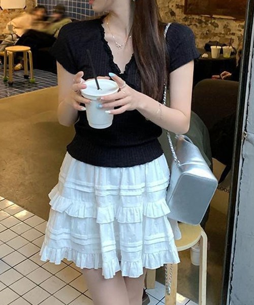 Girly Doll(ガーリードール)の「VネックフリルTシャツ(Tシャツ/カットソー・レディース・ホワイト/ブラック/グレー・F)」の14枚目の写真