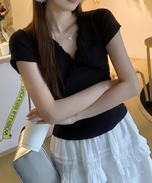 Girly Doll(ガーリードール)の「VネックフリルTシャツ(Tシャツ/カットソー・レディース・ホワイト/ブラック/グレー・F)」の19枚目の写真