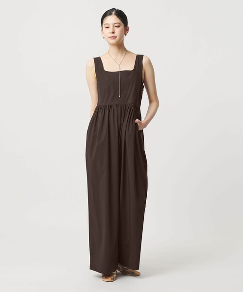 BEAUTY&YOUTH UNITED ARROWS（ビューティーアンドユースユナイテッドアローズ）の「【WEB限定 Wardrobe DAILY MINIMAL】ギャザーノースリーブ オールインワン 接触冷感 UVカット はっ水（つなぎ/オールインワン・レディース・ブラック/ダークブラウン・M/S）」の2枚目の写真