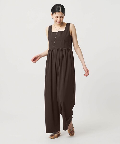 BEAUTY&YOUTH UNITED ARROWS（ビューティーアンドユースユナイテッドアローズ）の「【WEB限定 Wardrobe DAILY MINIMAL】ギャザーノースリーブ オールインワン 接触冷感 UVカット はっ水（つなぎ/オールインワン・レディース・ブラック/ダークブラウン・M/S）」の18枚目の写真