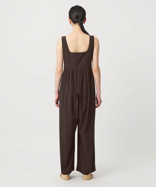 BEAUTY&YOUTH UNITED ARROWS（ビューティーアンドユースユナイテッドアローズ）の「【WEB限定 Wardrobe DAILY MINIMAL】ギャザーノースリーブ オールインワン 接触冷感 UVカット はっ水（つなぎ/オールインワン・レディース・ブラック/ダークブラウン・M/S）」の5枚目の写真