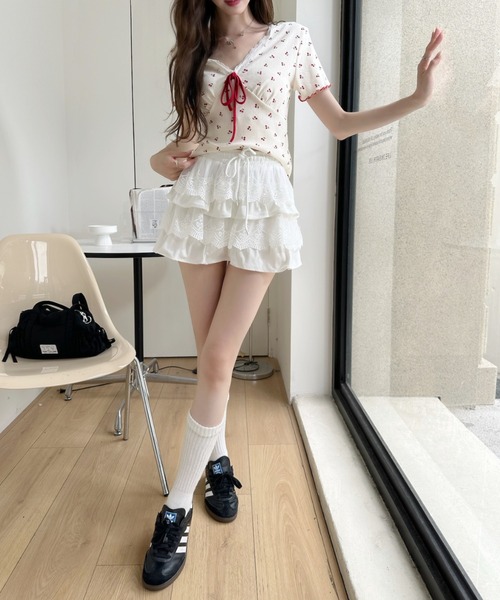 Ada.(エイダ)の「ボリューム 二段 フリル レイヤード風 ミニ スカパン(スカート・レディース・グレー/ブラック/ホワイト・M/S)」の15枚目の写真