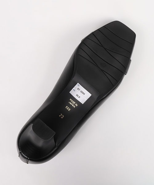 with width(ウィズウィズ)の「With Width(ウィズウィズ)バックルデザインパンプス(パンプス・レディース・ブラック・23.5cm/23cm/22.5cm/22cm/24.5cm/24cm)」の4枚目の写真