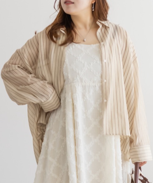 CLETTE(クレット)の「CLETTEオリジナルシアーストライプシャツ(シャツ/ブラウス・レディース・ブルー/イエロー/ベージュ・4L/3L/LL)」の1枚目の写真