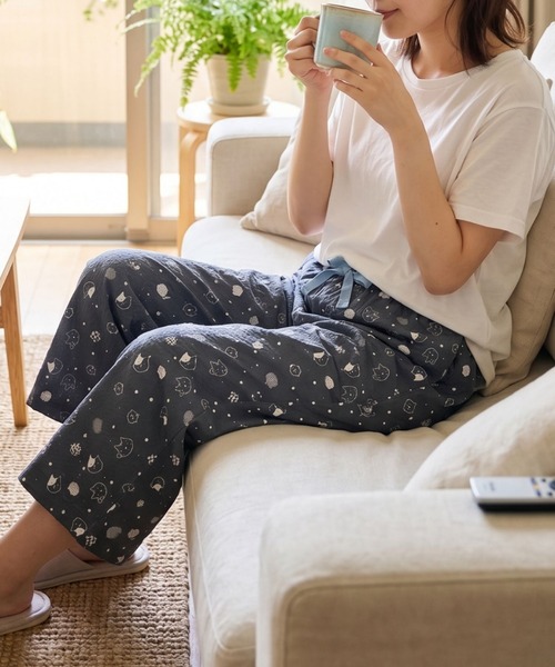 TETE(テット)の「【TETE SELECTION】7分丈リップルプリントパンツ/総柄 ウエストゴム リラックス 涼しい(その他パンツ・レディース・ブラック/グレー/ネイビー・X-LARGE/LARGE/MEDIUM)」の1枚目の写真
