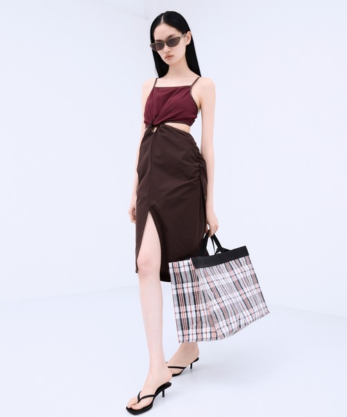 THINGS THAT MATTER(シングス ザット マター)の「TWO-WAY LEISURE TOTE / ツーウェイ レジャー トート(ショルダーバッグ・レディース・シルバー/ブラック/ブラック×レッド・FREE)」の6枚目の写真