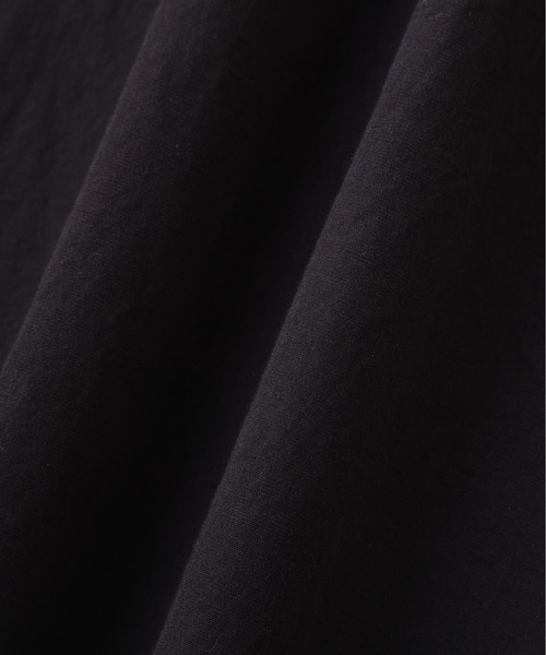 MHL.(エムエイチエル)の「SANDED COTTON LINEN(ワンピース・レディース・スモークグレー/ブラック・1/2)」の7枚目の写真