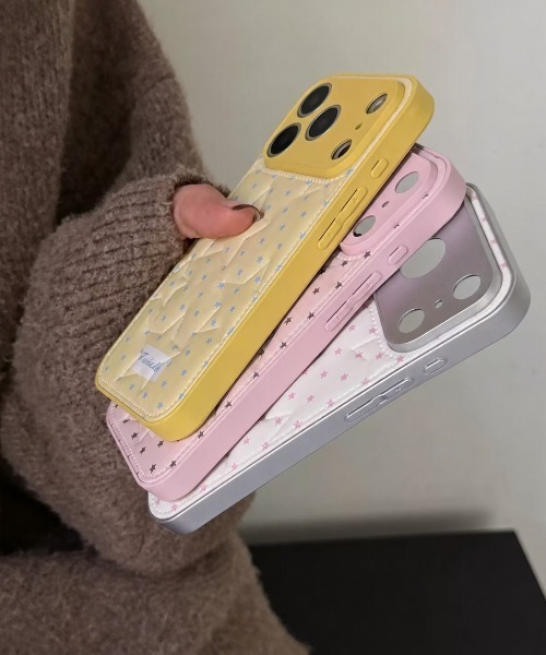 Vini(ヴィニ)の「星柄 ドット キルティング iPhone ケース 13.14.15.16.17.17pro(スマホケース/カバー・レディース・イエロー/ホワイト/ピンク・iPhone 13/iPhone 15/iPhone 16/iPhone 17/iPhone 17 Pro/iPhone 14/iPhone 16 Pro)」の6枚目の写真