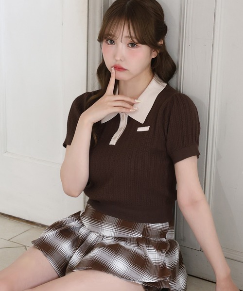 one after another NICE CLAUP(ワンアフターアナザーナイスクラップ)の「アイレット配色襟ポロニット(ニット/セーター・レディース・ピンク/ブラウン/オフホワイト/ブラック・FREE)」の3枚目の写真