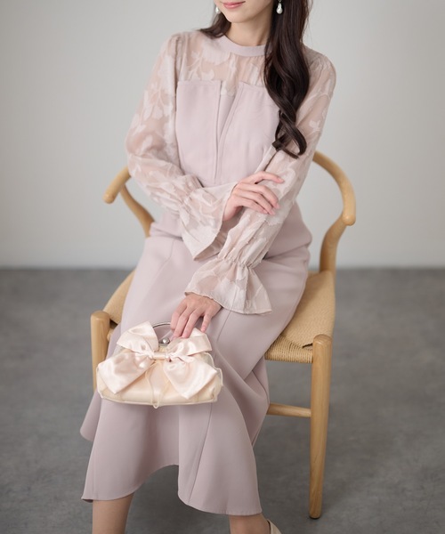 Lace Ladies(レースレディース)の「シアーレース ハイネック 長袖 フレア パーティードレス(ドレス・レディース・チャコールグレー/ブラック/グリーン/グレイッシュベージュ・FREE/S)」の7枚目の写真