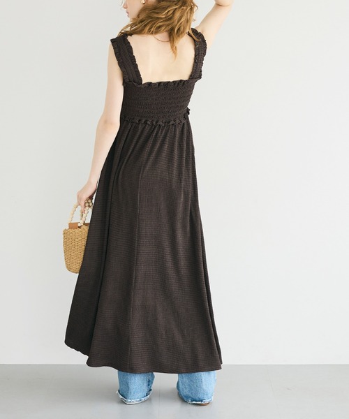 coca(coca)(コカ)の「クレープシャーリングワンピース(ワンピース・レディース・ブラウン/ブラック・L/M/S)」の7枚目の写真