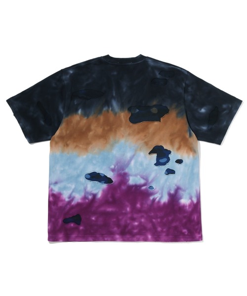 A BATHING APE(アベイシングエイプ)の「COLOR CAMO TIE DYE DESTROYED MULTI LOGO RELAXED FIT TEE(Tシャツ/カットソー・メンズ・ブラック・SMALL/X-LARGE/MEDIUM/LARGE/XX-LARGE)」の2枚目の写真