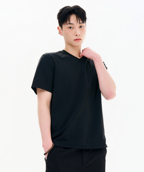 CHASECULT(チェイスカルト)の「男性クールVネック半袖Tシャツ-FCZK5809E03(Tシャツ/カットソー・メンズ・ブラック・100/110/95/105/115)」の5枚目の写真