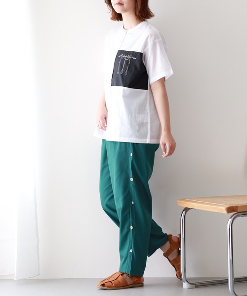 Emago(イマゴ)の「EMAGO おうちボタンパンツ(その他パンツ・レディース・グリーン/ネイビー/ブラック・FREE)」の4枚目の写真