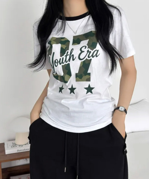 VIVID LADY(ビビッドレディー)の「カモフラナンバリングプリント 半袖Tシャツ(Tシャツ/カットソー・レディース・カーキ/グレー/ブラック/ホワイト・FREE)」の5枚目の写真