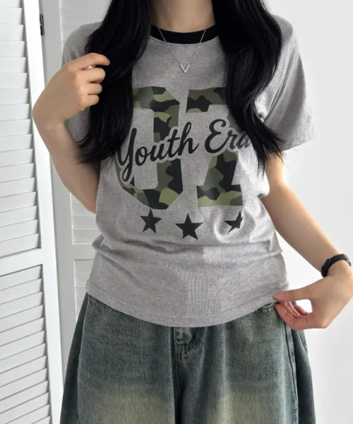 VIVID LADY(ビビッドレディー)の「カモフラナンバリングプリント 半袖Tシャツ(Tシャツ/カットソー・レディース・カーキ/グレー/ブラック/ホワイト・FREE)」の18枚目の写真