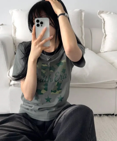 VIVID LADY(ビビッドレディー)の「カモフラナンバリングプリント 半袖Tシャツ(Tシャツ/カットソー・レディース・カーキ/グレー/ブラック/ホワイト・FREE)」の13枚目の写真