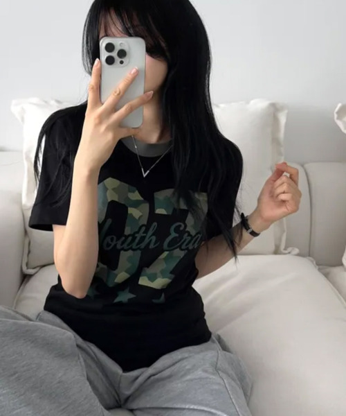 VIVID LADY(ビビッドレディー)の「カモフラナンバリングプリント 半袖Tシャツ(Tシャツ/カットソー・レディース・カーキ/グレー/ブラック/ホワイト・FREE)」の8枚目の写真