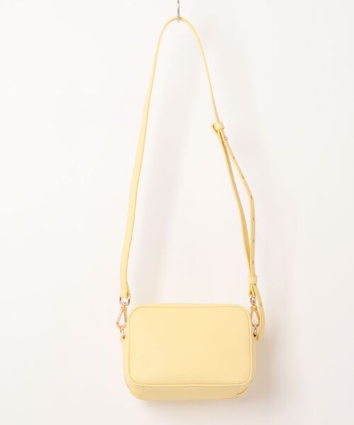 COLE HAAN（コールハーン）の「ゴー エニウェア カメラバッグ womens（ショルダーバッグ・レディース・イエロー・OSFA）」の5枚目の写真