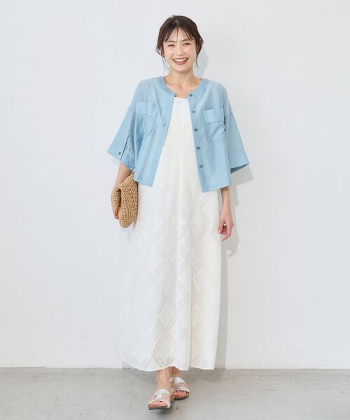 le.coeur blanc(ルクールブラン)の「シアーサテンバンドカラーコンパクトシャツ(シャツ/ブラウス・レディース・アイボリー/ライトブルー/チャコールグレー・38)」の19枚目の写真