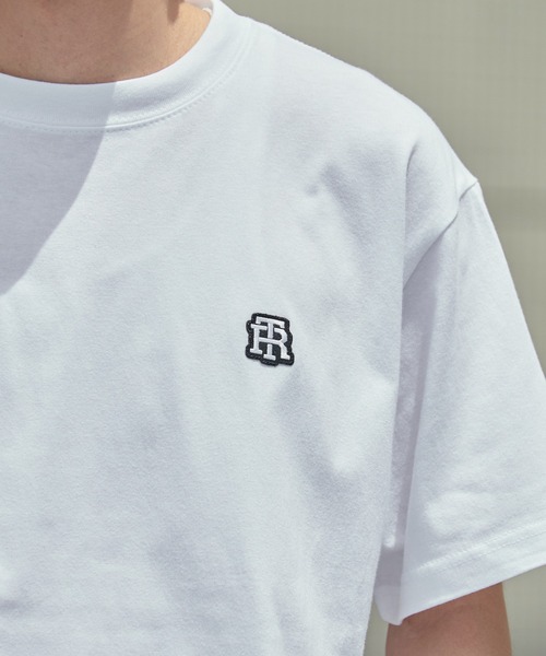ROOPTOKYO（ループトウキョウ）の「オリジナルチームロゴ胸ワッペンTシャツ 半袖 クルーネック ハイグレードコットン 5.6oz 丸胴 シンプル ミドル丈 クロップド丈 短丈 メンズ レディース ユニセックス 秋 秋服 2026年秋冬（Tシャツ/カットソー・メンズ・ホワイト/ブラック/チャコール/ブルー/ライトピンク・S/M/L/XL）」の12枚目の写真