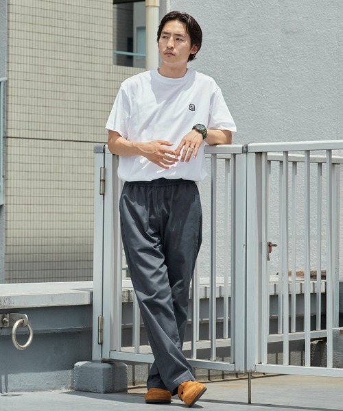 ROOPTOKYO（ループトウキョウ）の「オリジナルチームロゴ胸ワッペンTシャツ 半袖 クルーネック ハイグレードコットン 5.6oz 丸胴 シンプル ミドル丈 クロップド丈 短丈 メンズ レディース ユニセックス 秋 秋服 2026年秋冬（Tシャツ/カットソー・メンズ・ホワイト/ブラック/チャコール/ブルー/ライトピンク・S/M/L/XL）」の16枚目の写真
