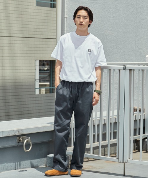 ROOPTOKYO（ループトウキョウ）の「オリジナルチームロゴ胸ワッペンTシャツ 半袖 クルーネック ハイグレードコットン 5.6oz 丸胴 シンプル ミドル丈 クロップド丈 短丈 メンズ レディース ユニセックス 秋 秋服 2026年秋冬（Tシャツ/カットソー・メンズ・ホワイト/ブラック/チャコール/ブルー/ライトピンク・S/M/L/XL）」の18枚目の写真