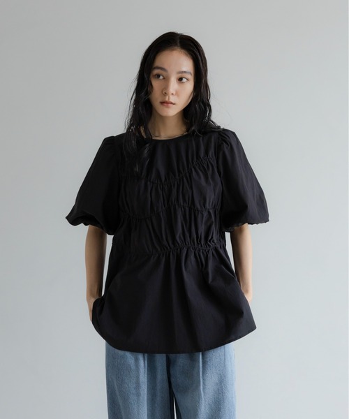 LOWRYS FARM（ローリーズファーム）の「アシメティアードチュニックＳＳ　1049042（シャツ/ブラウス・レディース・ピンク/ブラック/ホワイト・FREE）」の3枚目の写真