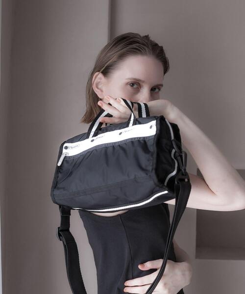 LeSportsac(レスポートサック)の「『別注』LeSportsac×URBAN RESEARCH MINI DUFFLE CROSSBODY(ショルダーバッグ・レディース・ベージュ/ブラック・-)」の4枚目の写真