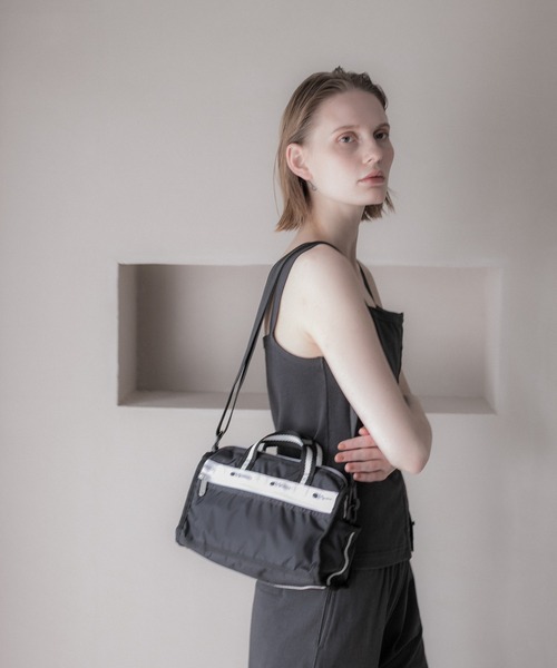 LeSportsac(レスポートサック)の「『別注』LeSportsac×URBAN RESEARCH MINI DUFFLE CROSSBODY(ショルダーバッグ・レディース・ベージュ/ブラック・-)」の3枚目の写真