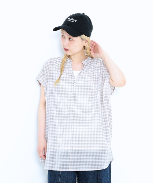 HEART MARKET(ハートマーケット)の「ノースリーブバンドカラーシャツチュニック(シャツ/ブラウス・レディース・ブラック系/ナチュラル/ベージュ系/ブラック/チャコール・FREE)」の1枚目の写真