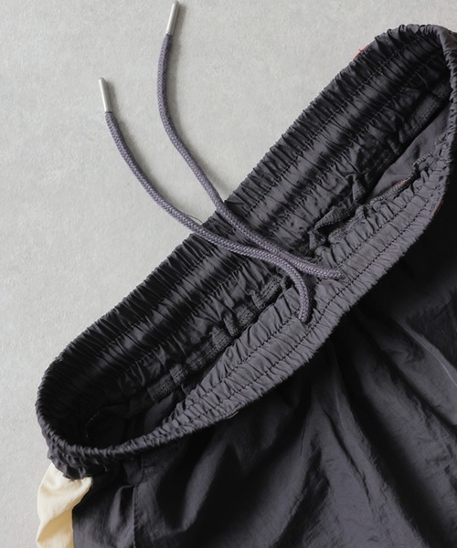 antiqua(アンティカ)の「【STCH】配色 ショートパンツ(その他パンツ・レディース・グレー/ネイビー・LXL/ML)」の14枚目の写真