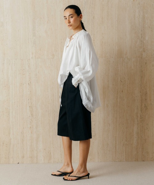 CREDONA(クレドナ)の「EMBROIDERY COLLAR GATHER BLOUSE(シャツ/ブラウス・レディース・ブラック/ホワイト・FREE)」の14枚目の写真