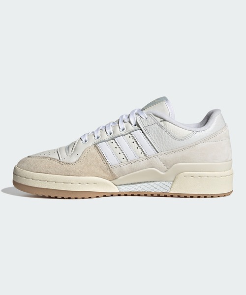 adidas（アディダス）の「フォーラム 84 ロー ADV [Forum 84 Low ADV] / アディダスオリジナルス adidas Originals（スニーカー・メンズ・オフホワイト・22.0cm/22.5cm/23.0cm/23.5cm/24.0cm/24.5cm/25.0cm/25.5cm/26.0cm/26.5cm/27.0cm/27.5cm/28.0cm/28.5cm/29.0cm）」の7枚目の写真