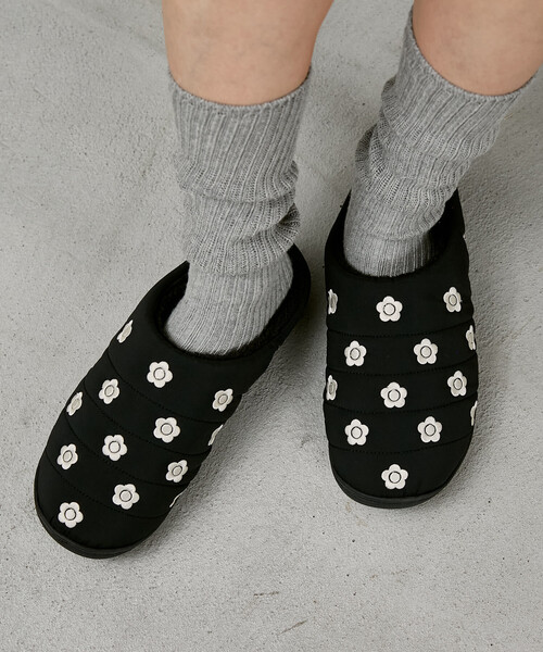 MARY QUANT（マリークワント）の「MARY QUANT × PUBLUX/マリークワント マリークワント モックシューズ/スリッポン[S~Lサイズ展開]　限定展開（スニーカー・レディース・ピンク/シルバー/ブラック・SMALL/LARGE/MEDIUM）」の8枚目の写真