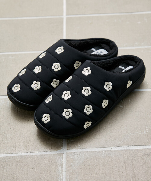 MARY QUANT（マリークワント）の「MARY QUANT × PUBLUX/マリークワント マリークワント モックシューズ/スリッポン[S~Lサイズ展開]　限定展開（スニーカー・レディース・ピンク/シルバー/ブラック・SMALL/LARGE/MEDIUM）」の11枚目の写真