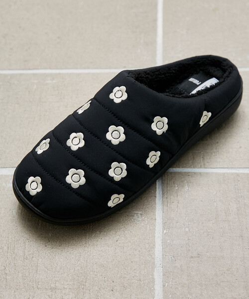 MARY QUANT（マリークワント）の「MARY QUANT × PUBLUX/マリークワント マリークワント モックシューズ/スリッポン[S~Lサイズ展開]　限定展開（スニーカー・レディース・ピンク/シルバー/ブラック・SMALL/LARGE/MEDIUM）」の13枚目の写真