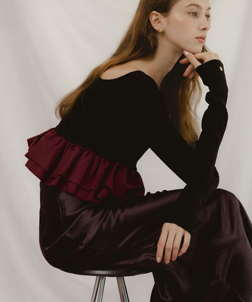 BEAMS SALON（ビームスサロン）の「BEAMS SALON / 2WAY パフィー ニット（ニット/セーター・レディース・ブラック×レッド/ブラック×ホワイト・FREE）」の2枚目の写真