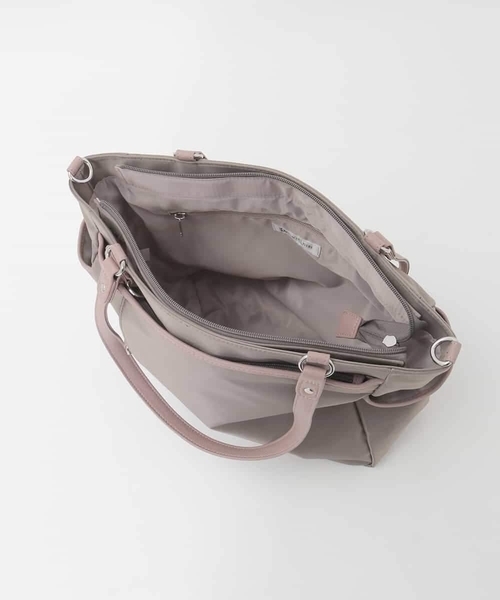 MK MICHEL KLEIN（エムケーミッシェルクラン）の「[2WAY/A4収納可]多機能ポケットナイロントートバッグ（トートバッグ・レディース・ベージュ/グレー/ブラック・00）」の11枚目の写真