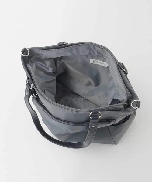 MK MICHEL KLEIN（エムケーミッシェルクラン）の「[2WAY/A4収納可]多機能ポケットナイロントートバッグ（トートバッグ・レディース・ベージュ/グレー/ブラック・00）」の8枚目の写真